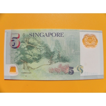 bankovka 5 dolarů Singapur 2014-16  sérieAB  - polymar