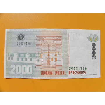 bankovka 2000 kolumbijských pesos/2005