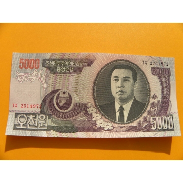 bankovka  5000 wonů Severní Korea  2005
