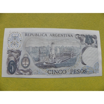 bankovka  5 pesos - 1974-76