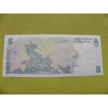 bankovka 5 pesos - 2013