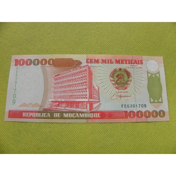 bankovka  100 000 meticais - 1993