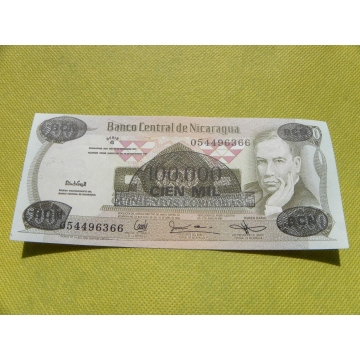 bankovka 100 000 cordobas - 1987