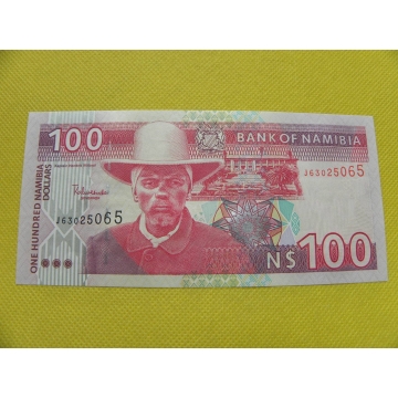 bankovka 100 dollars - Namibia 2003/UNC