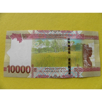 bankovka 10000 francs Guiena 2020/UNC
