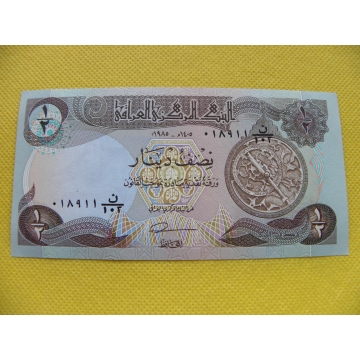bankovka 1/2 dinar Irák 1985 /UNC