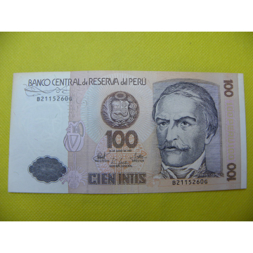 bankovka 100 intis Peru...