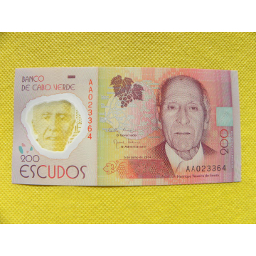 bankovka 200 escudos...
