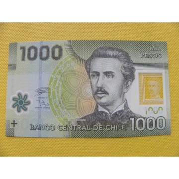 bankovka 1000 pesos Chile...