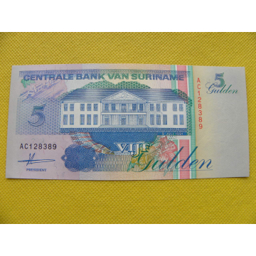 bankovka 5 gulden Suriname...