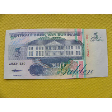 bankovka 5 gulden Suriname...
