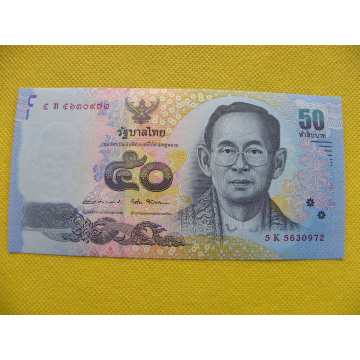 bankovka 50 baht Thajsko...