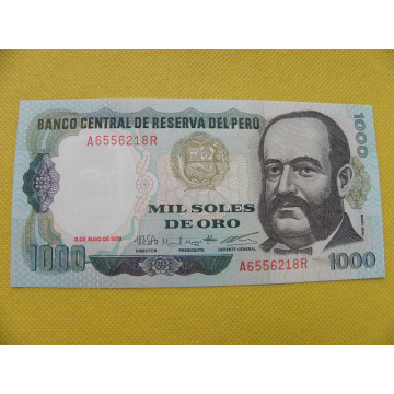 bankovka 1000 soles Peru...