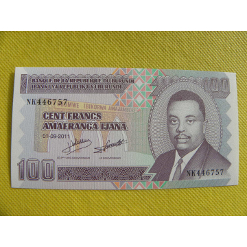 bankovka 100 francs Burundi...