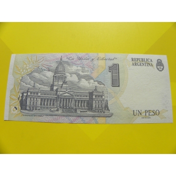 bankovka 1 peso - série D