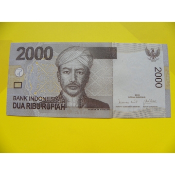 bankovka 2000 rupií